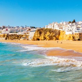 Entrega de flores em Albufeira