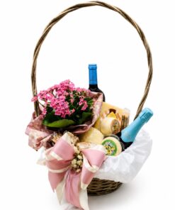 Ideal para aniversários, agradecimentos, celebrações e surpresas especiais. A imagem serve como referência e alguns itens podem mudar conforme disponibilidade local.