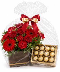 Arranjo com Chocolates e Flores Amor Perfeito